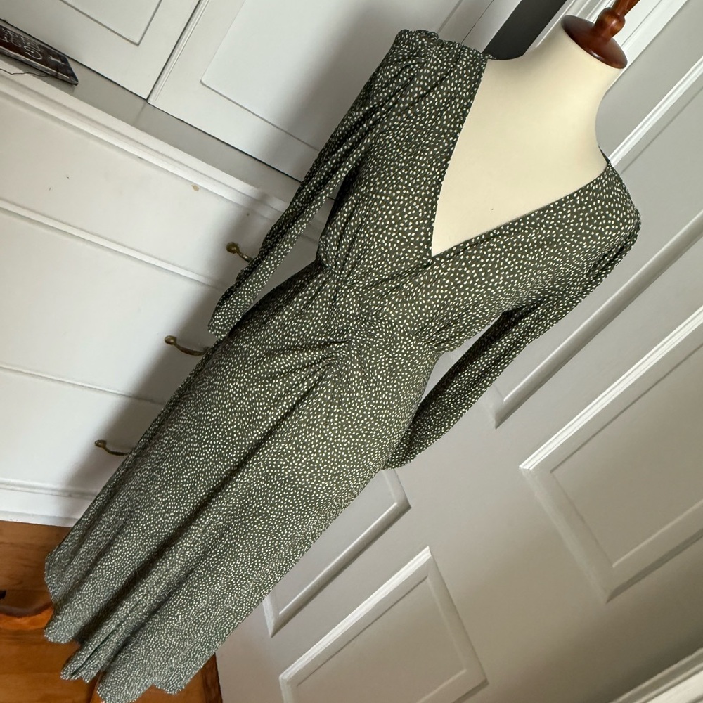 Elegant MIDI dress